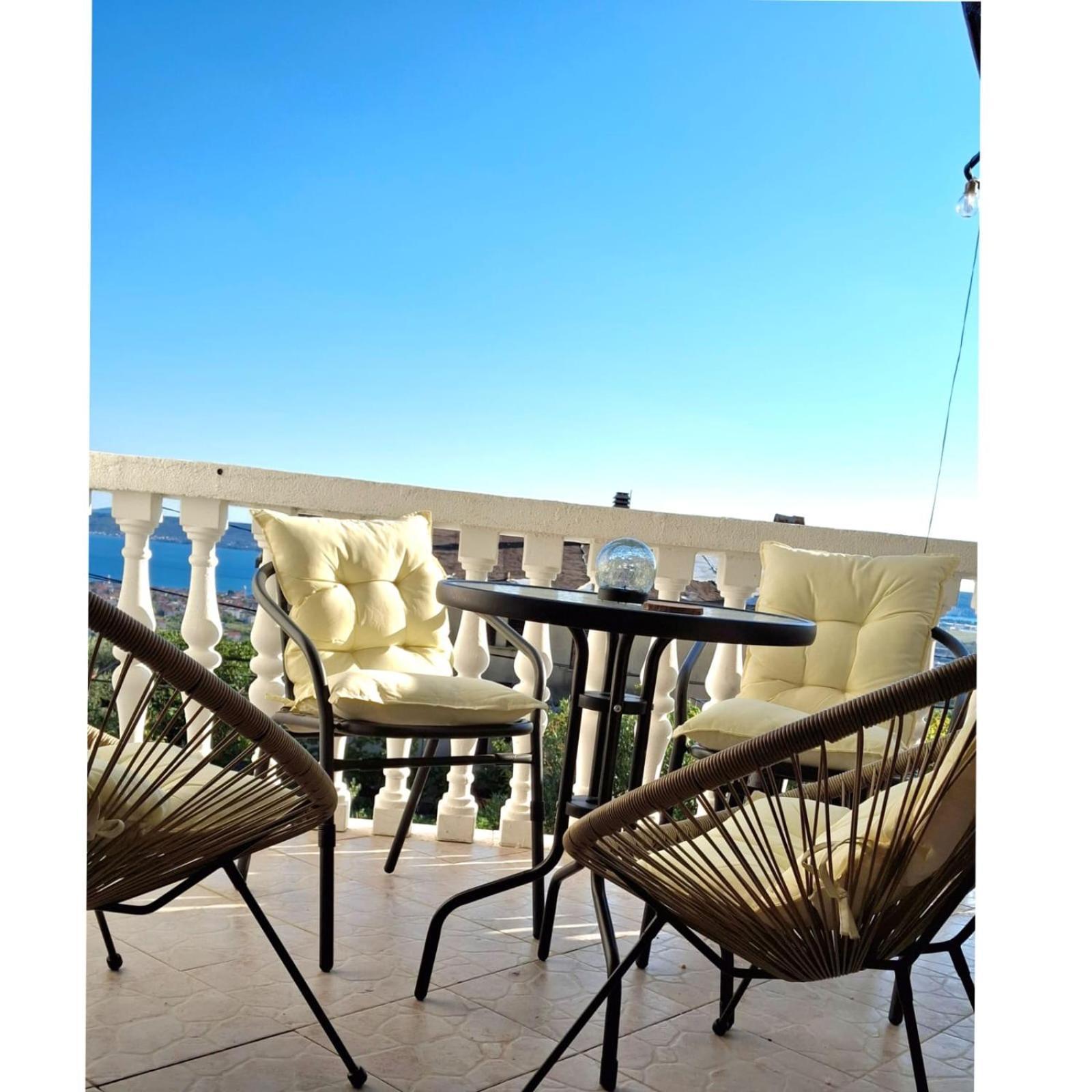 Apartment Natali Каштел-Стари Экстерьер фото